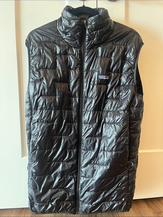 Patagonia Other - Patagonia Men’s Black Quilted Puffer Jacket Vest